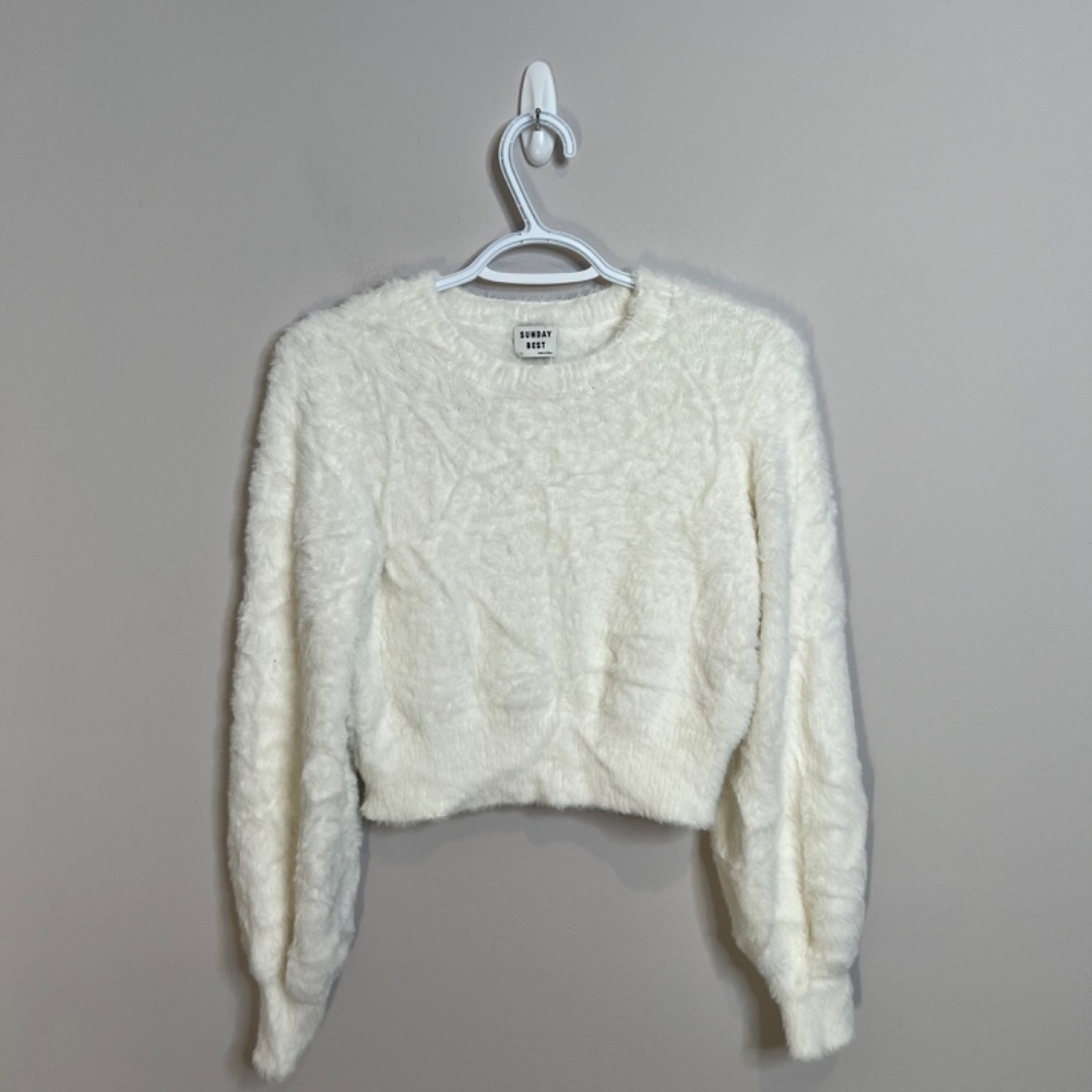Aritzia Sunday Best Kitten Sweater - Picture 2 of 9